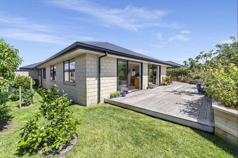 Photo of property in 6 Karearea Drive, Coastlands, Whakatane, 3120