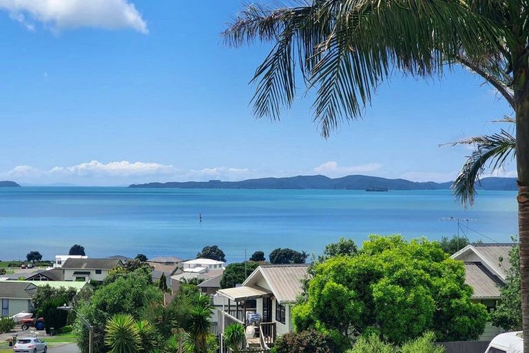 Photo of property in 20 Merehai Place, Snells Beach, 0920