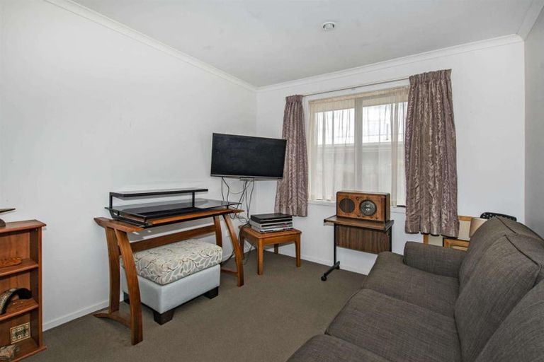 Photo of property in 21 Ocean View Rise, Ruakaka, 0116