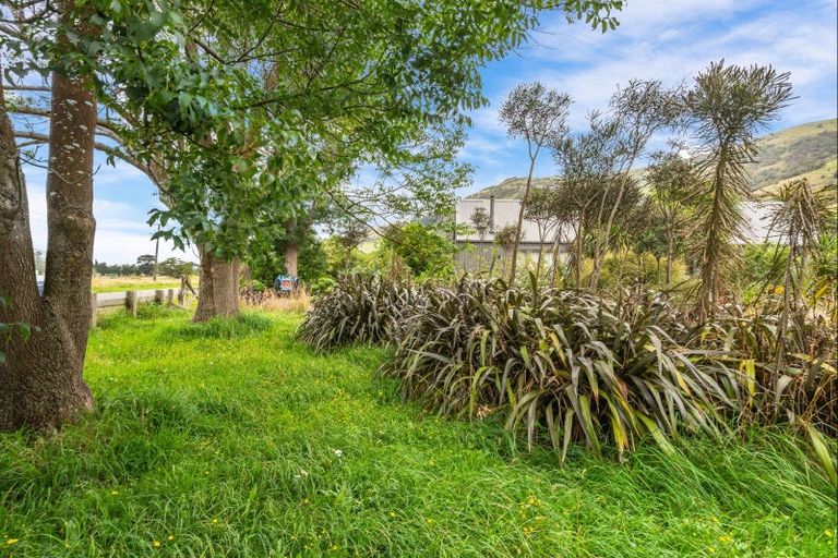 Photo of property in 1194 Okains Bay Road, Okains Bay, 7583