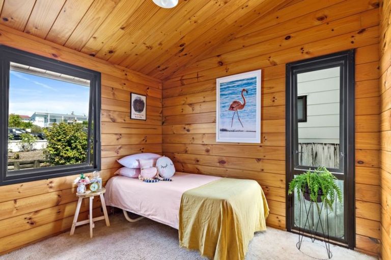 Photo of property in 34 Kawau View Road, Snells Beach, 0920