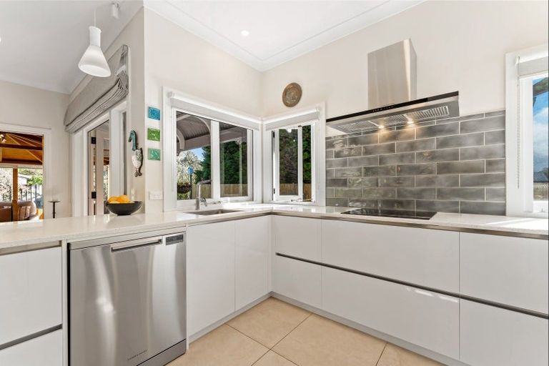 Photo of property in 104 Matakana Valley Road, Matakana, Warkworth, 0985