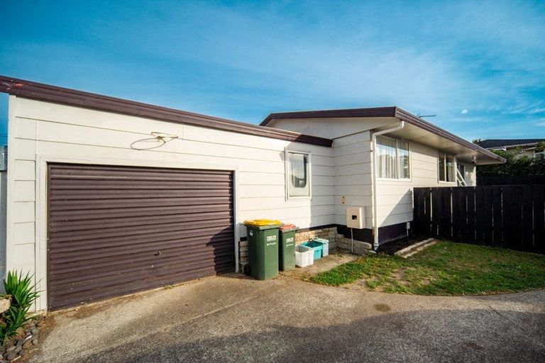 Photo of property in 2/21 Dinsdale Road, Dinsdale, Hamilton, 3204
