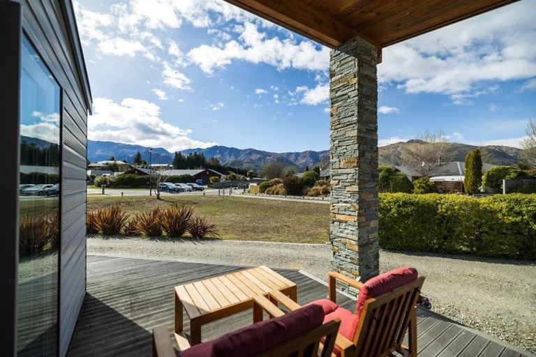Photo of property in 56 Charles Court, Lake Hawea, Wanaka, 9382