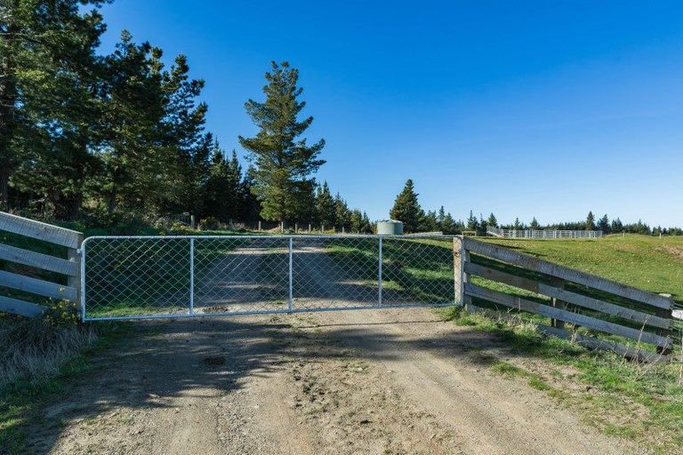 Photo of property in 390 Loburn Whiterock Road, Loburn, Rangiora, 7472