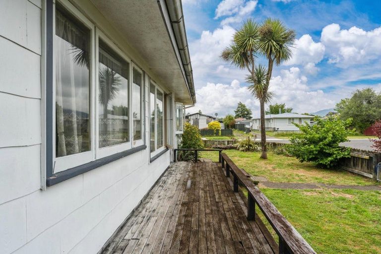 Photo of property in 2 Toi Grove, Turangi, 3334