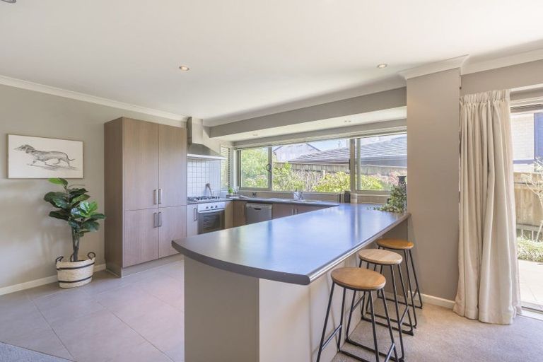 Photo of property in 8 Springhaven Lane, Paraparaumu, 5032