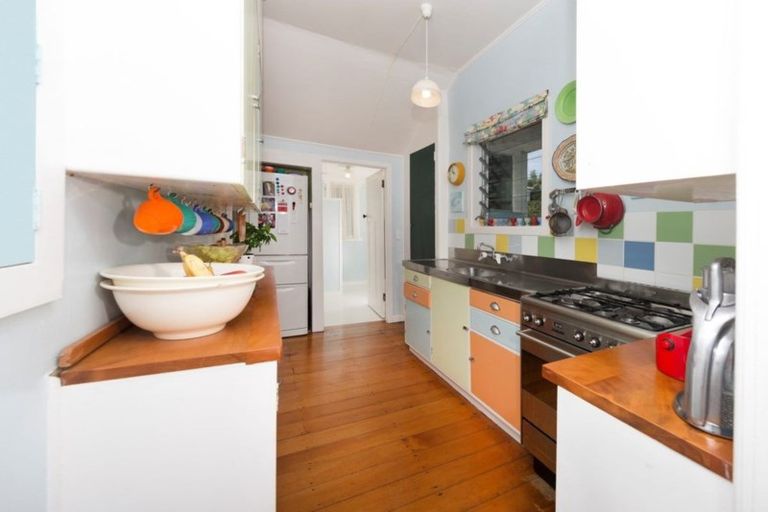 Photo of property in 68 Aramoana Avenue, Devonport, Auckland, 0624