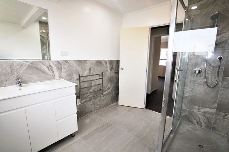 Photo of property in 61 Alabaster Drive, Papatoetoe, Auckland, 2025