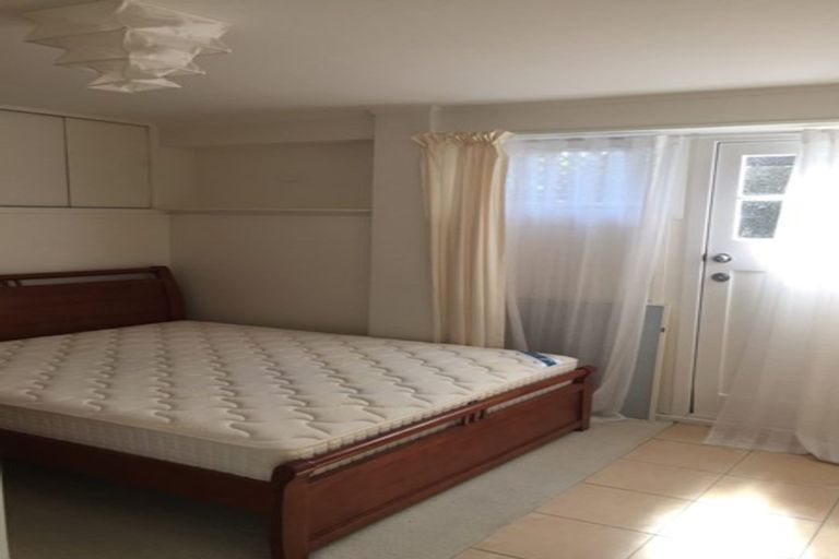 Photo of property in 27 Montclair Rise, Browns Bay, Auckland, 0630