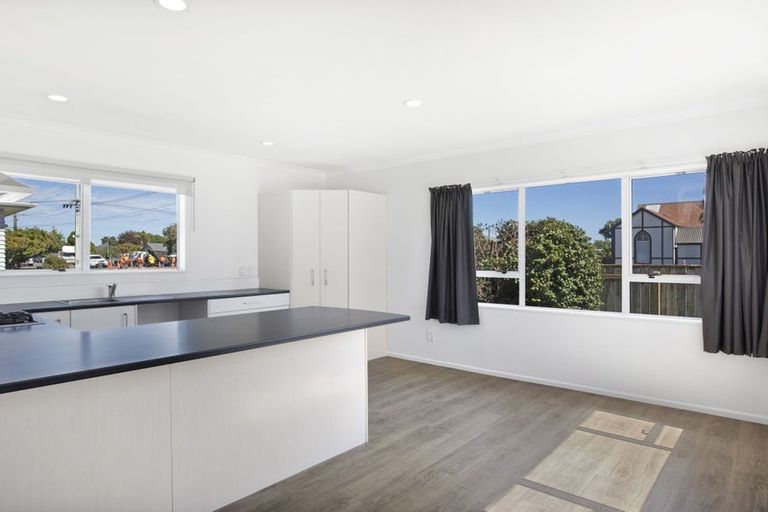 Photo of property in 20 Aotaki Street, Otaki, 5512