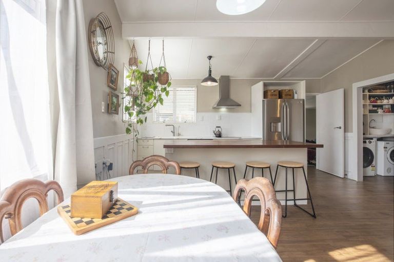 Photo of property in 128 Mount Herbert Road, Waipukurau, 4200