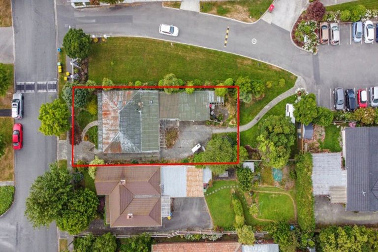 Photo of property in 82 Avenue Road, West End, Timaru, 7910