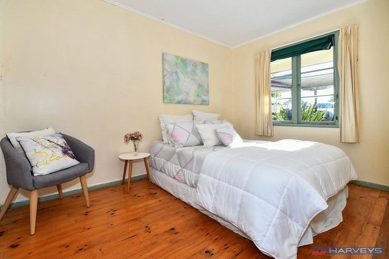 Photo of property in 76 Bays Road, Orere Point, Papakura, 2585