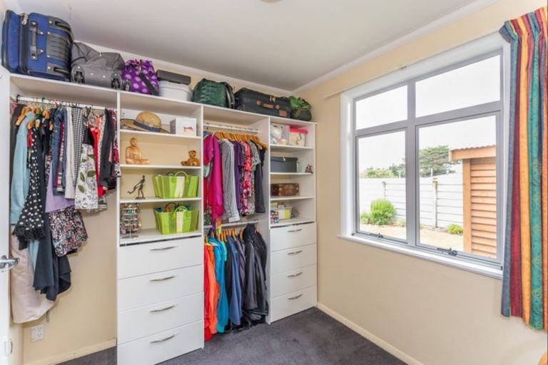 Photo of property in 23 Raukawa Street, Himatangi Beach, Foxton, 4891