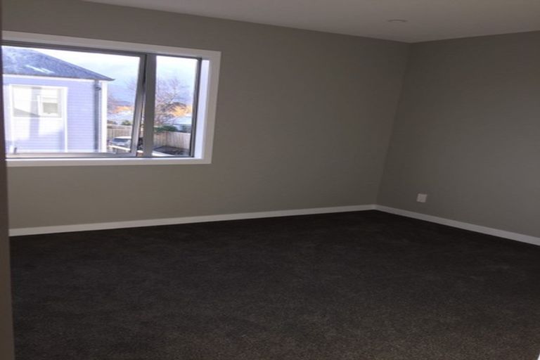 Photo of property in 28b Freyberg Street, Waterloo, Lower Hutt, 5011