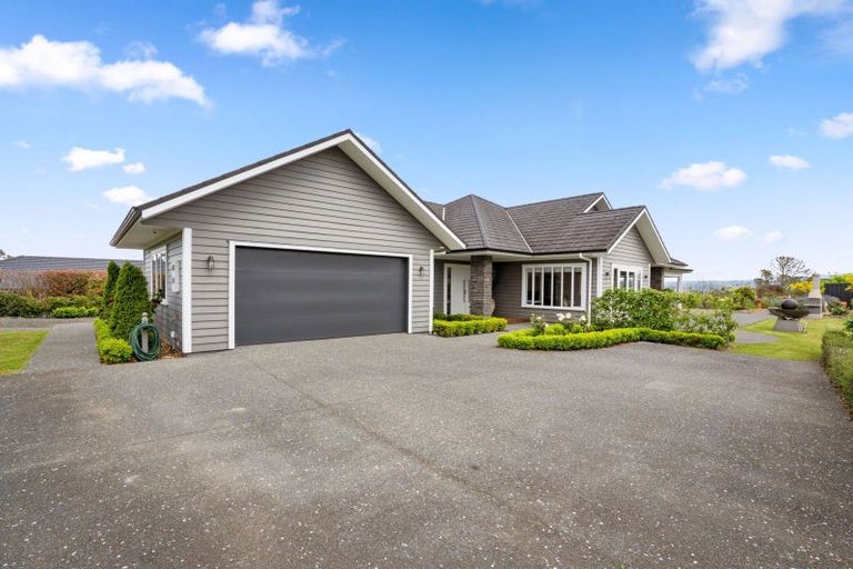 Photo of property in 14 Summerfield Way, Parahaki, Whangarei, 0112