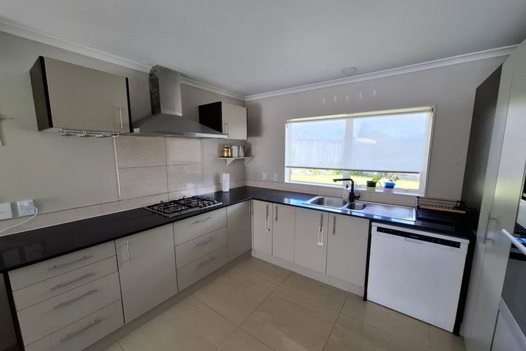 Photo of property in 6b Faber Place, Inglewood, 4330