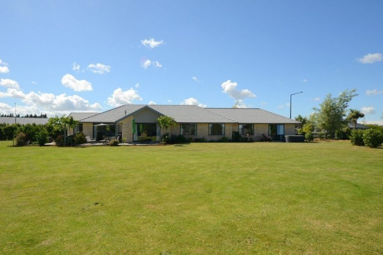Photo of property in 2 Jacks Drive, West Melton, 7618