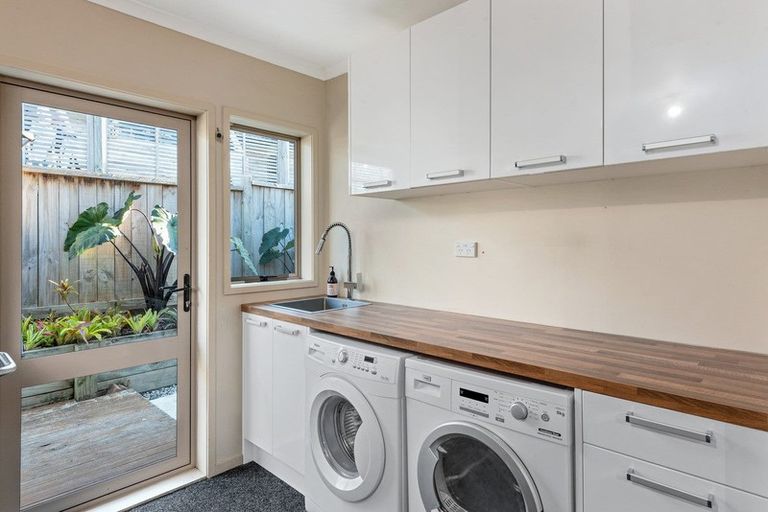 Photo of property in 111 Osprey Drive, Welcome Bay, Tauranga, 3112