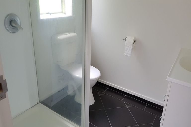 Photo of property in 1220/12 Northcross Drive, Oteha, Auckland, 0632