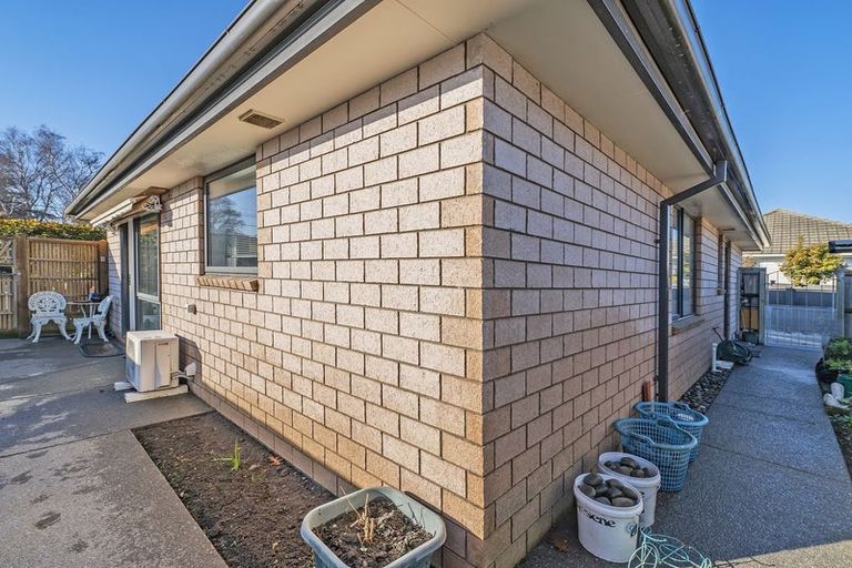 Photo of property in 1/191 Gayhurst Road, Dallington, Christchurch, 8061