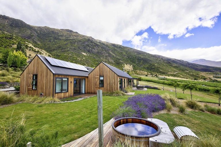 Photo of property in 57c Gibbston Back Road, Gibbston, Queenstown, 9371