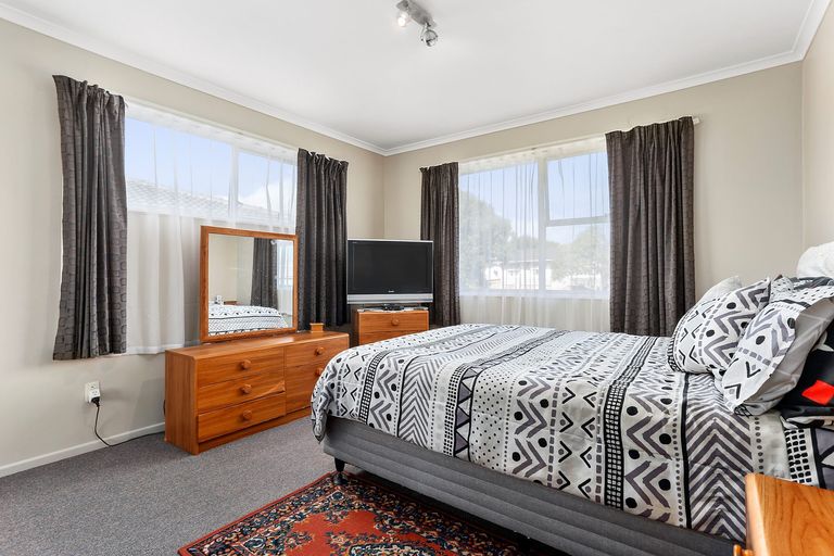 Photo of property in 63 Heybridge Street, Manurewa, Auckland, 2102