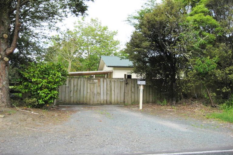 Photo of property in 1082 Old North Road, Waimauku, 0882
