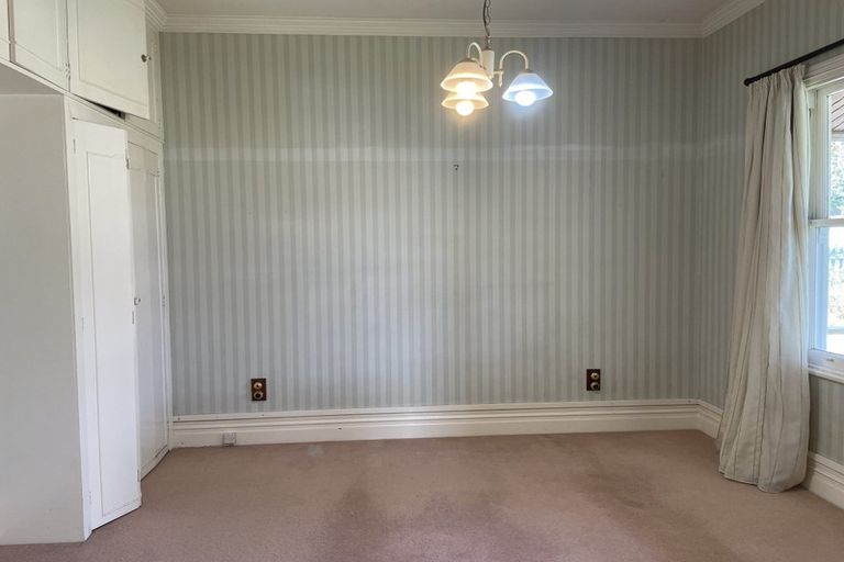 Photo of property in 90 Edgecumbe Road, Tauranga, 3110