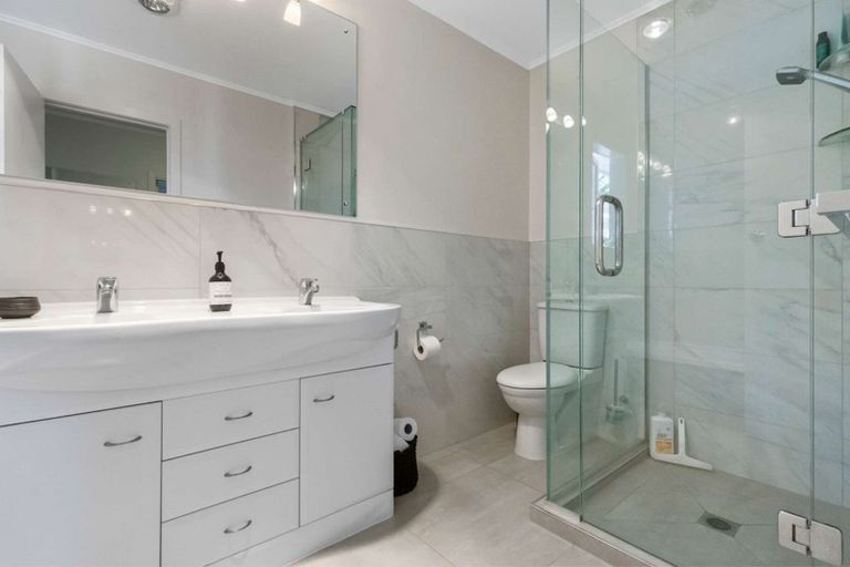 Photo of property in 171 Sandwich Road, St Andrews, Hamilton, 3200