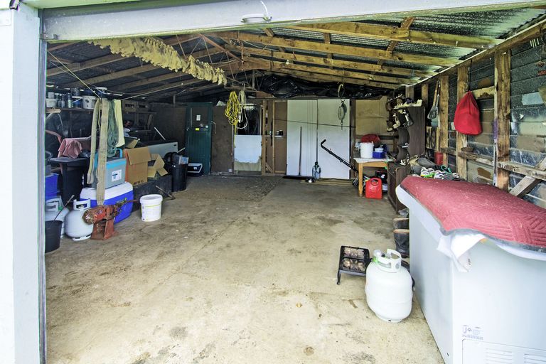 Photo of property in 30 Bridge Street, Eketahuna, 4900