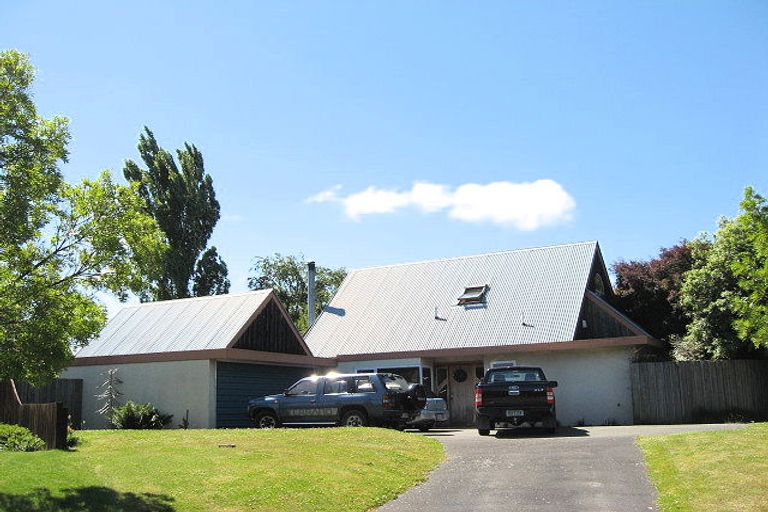 Photo of property in 11 Tekapo Place, Opawa, Christchurch, 8023