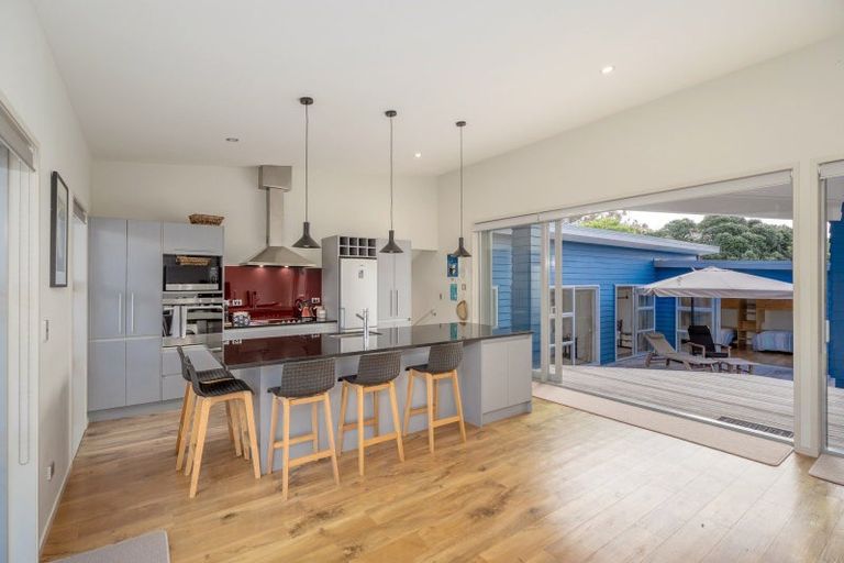 Photo of property in 14 Vista Paku, Pauanui, Hikuai, 3579