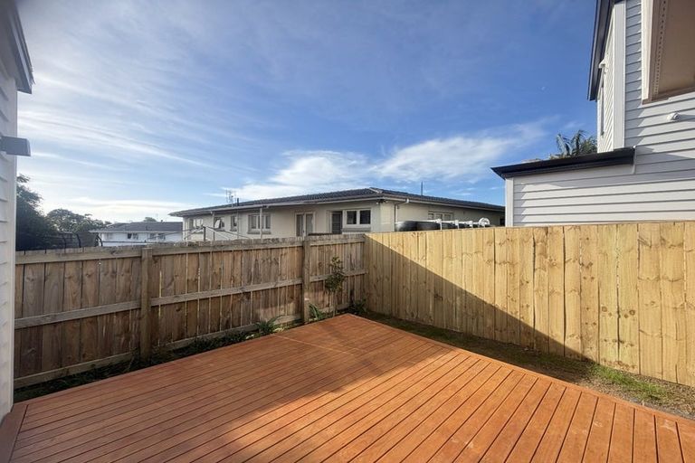 Photo of property in 51 Priestley Drive, Bucklands Beach, Auckland, 2014