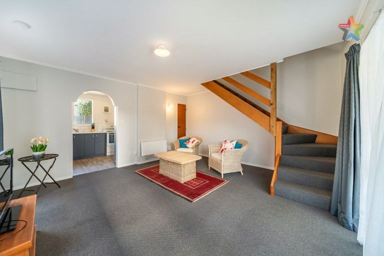 Photo of property in 6d Flock Grove, Fairfield, Lower Hutt, 5011
