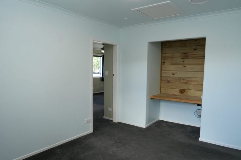 Photo of property in 4 Tawa Street, Waikanae, 5036