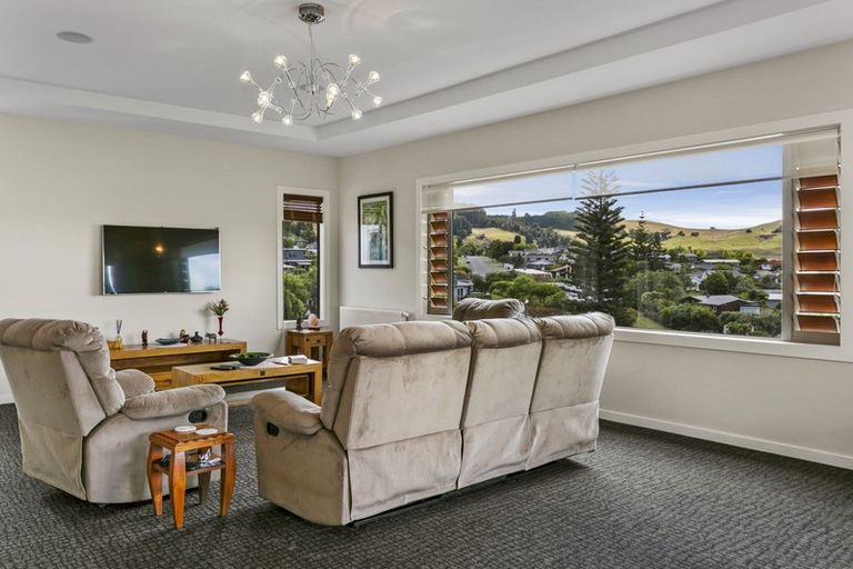 Photo of property in 1/13 Scenic Heights, Acacia Bay, Taupo, 3330