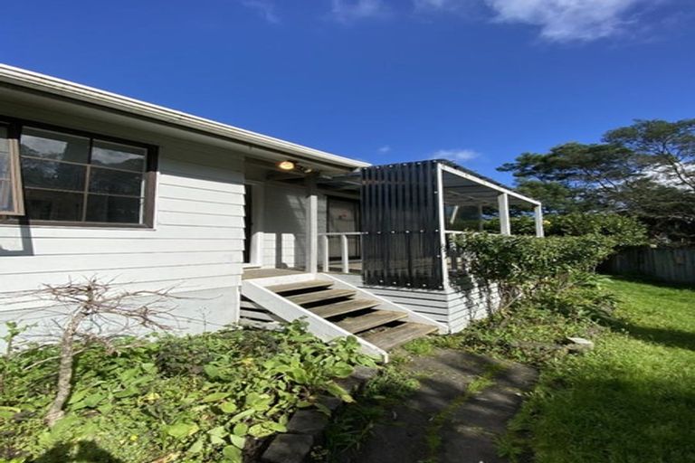 Photo of property in 7 Hamblyn Place, Ranui, Auckland, 0612