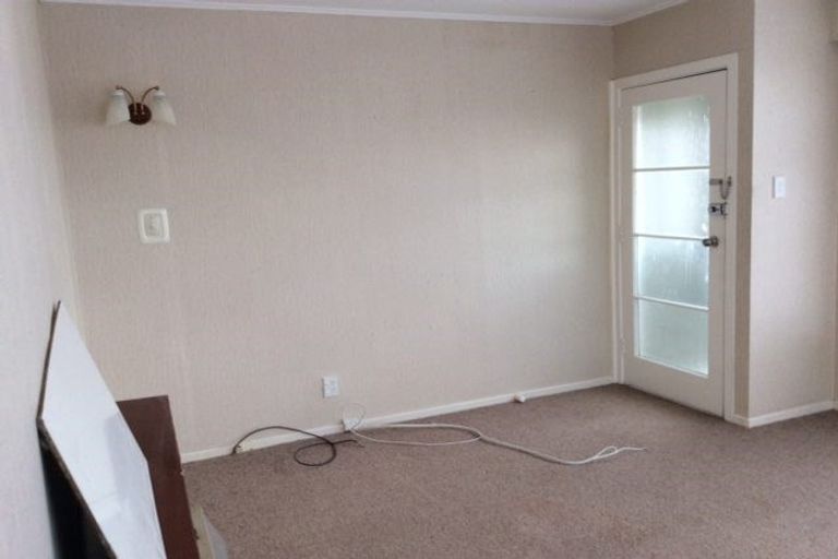 Photo of property in 123 Driver Crescent, Cannons Creek, Porirua, 5024