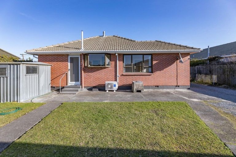 Photo of property in 28 Chedworth Avenue, Bishopdale, Christchurch, 8053