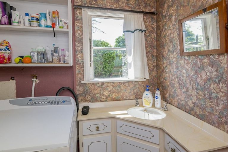 Photo of property in 11 Derby Street, Levin, 5510