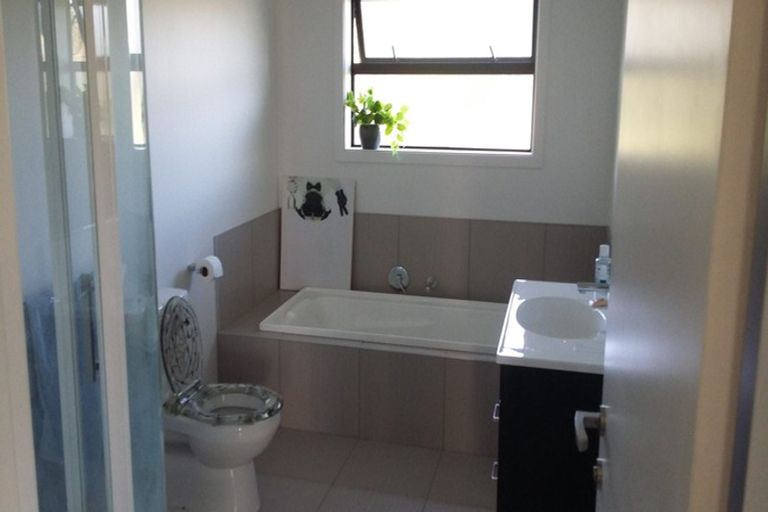 Photo of property in 16 London Street, Kimbolton, Feilding, 4777