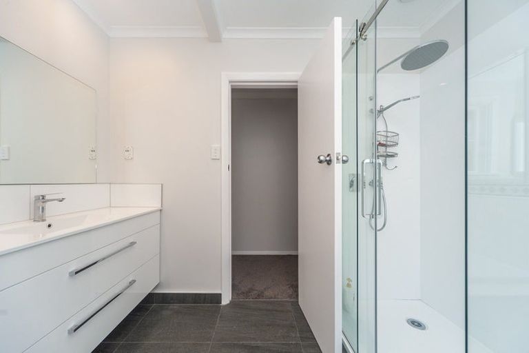 Photo of property in 3 Joseph Grove, Elderslea, Upper Hutt, 5018