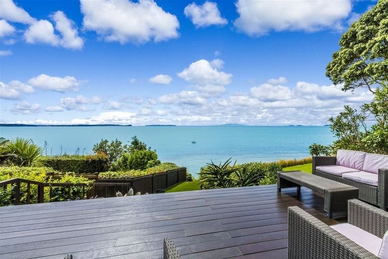 Photo of property in 2 Cliff Road, Torbay, Auckland, 0630