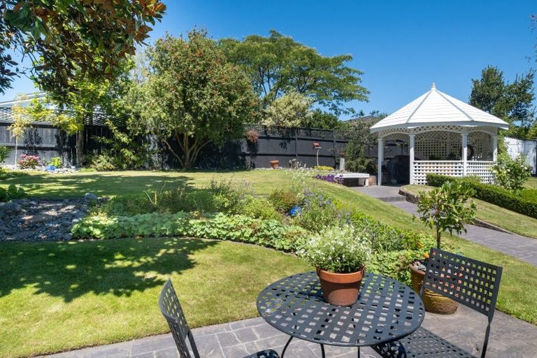 Photo of property in 6 Chestnut Court, Havelock North, 4130