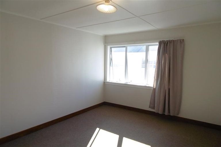 Photo of property in 27 Bulteel Street, New Plymouth, 4310
