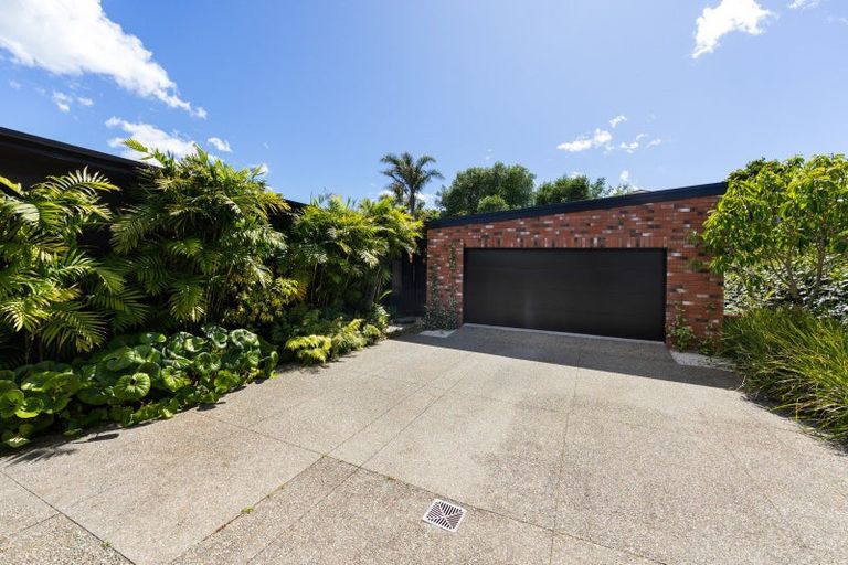 Photo of property in 3 Piper Way, Glen Avon, New Plymouth, 4312