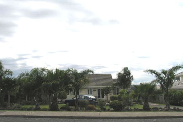 Photo of property in 12 Toroa Street, Torbay, Auckland, 0630