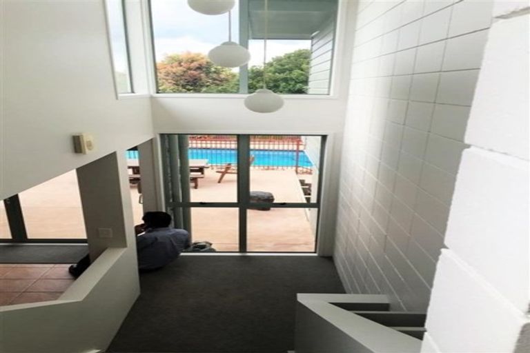 Photo of property in 3 Poseidon Place, Half Moon Bay, Auckland, 2012